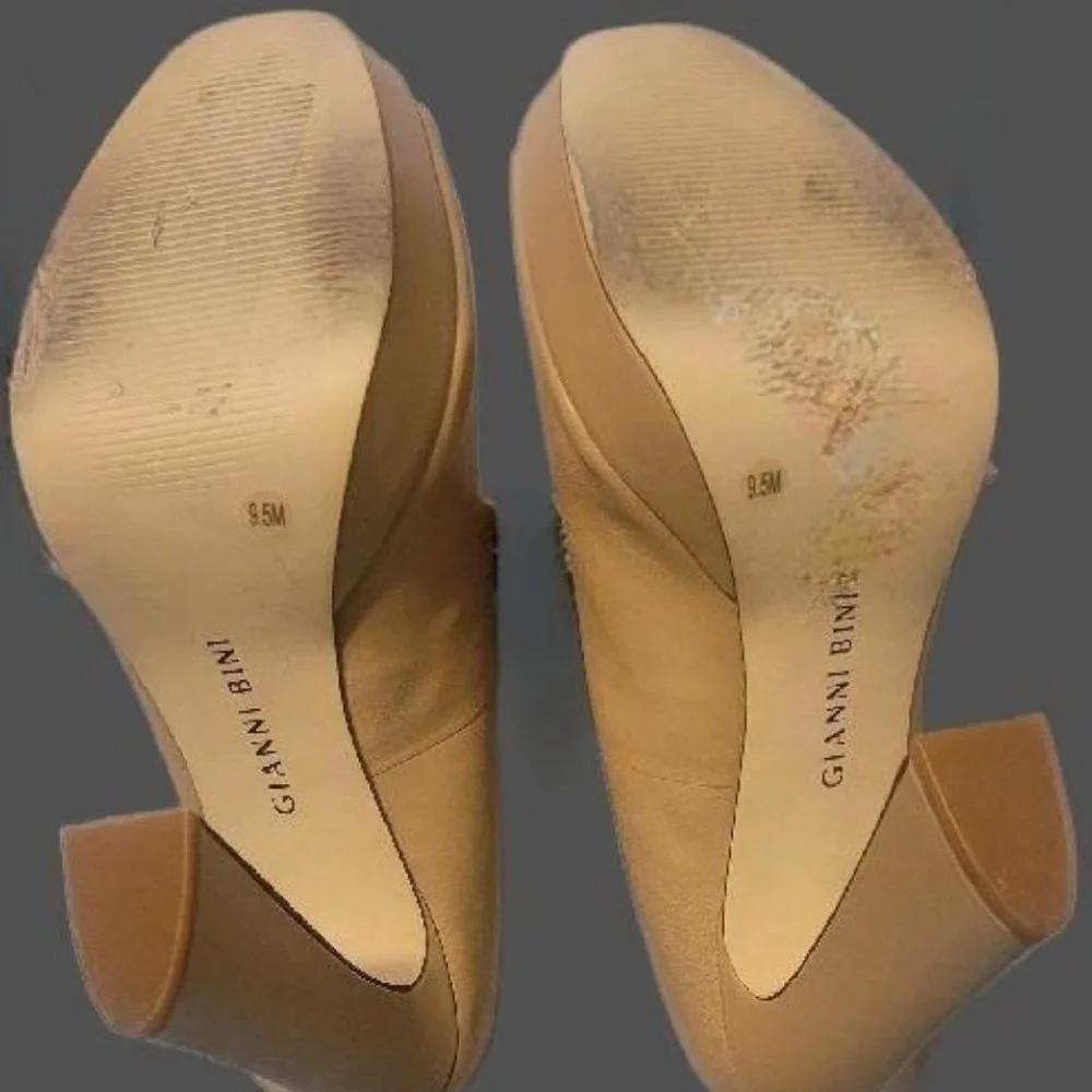 Gianni Bini stylish platform
